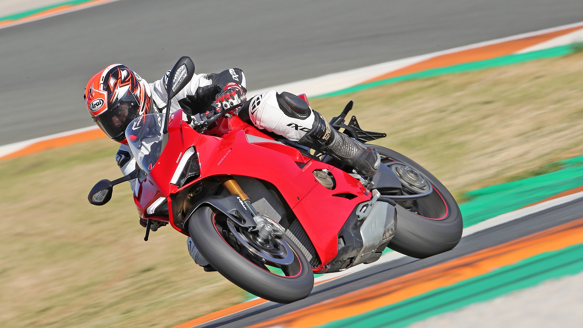 Ducati Panigale 2018 V4 S